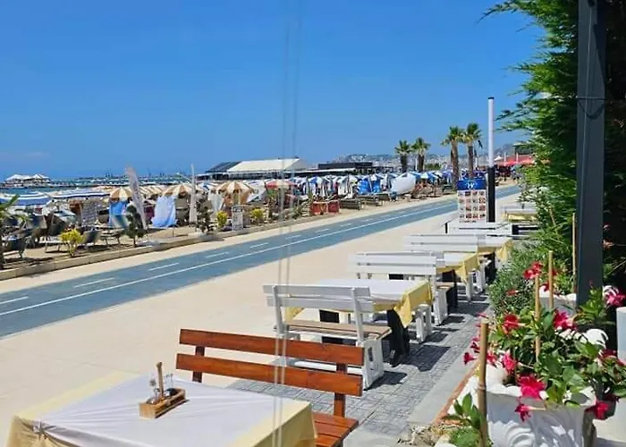 Locos * Durrës