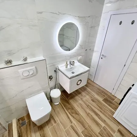 Locos Apartment Durres