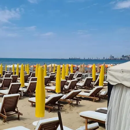 Locos Apartment Durres